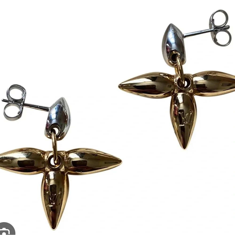 Louis Vuitton Gold and Silver Floral Earrings - Picture 2 of 8